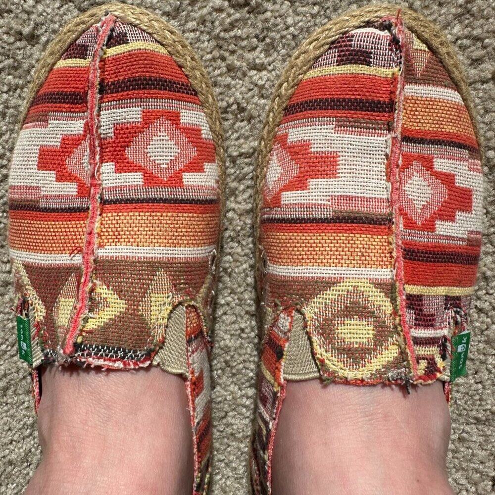 Sanuk Womens Size7 Espadrille Slip-On Shoes Orange Red Aztec Woven Boho Flats
